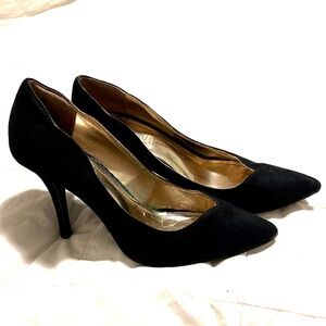 Jennifer Lopez Velvet Heels